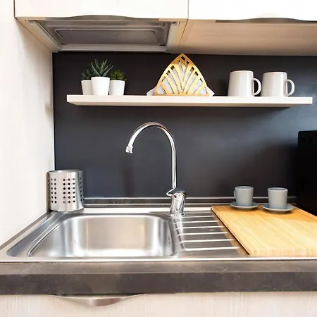 Vite Luxury Apartment *